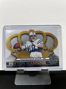 Peyton Manning 2001 Pacific Crown Royale #61 Gold Indianapolis Colts  - Picture 1 of 2