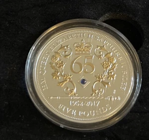 2017 Queen's Sapphire Jubilee £5 Silver Coin With Gold and Real Sapphire w/ COA! - Picture 1 of 6
