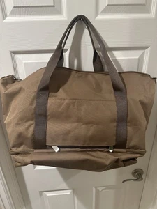 Lo & Sons The Catalina Deluxe Small Weekender in Golden Brown, Pre-owned - Picture 1 of 4