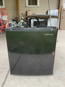 Insignia NS-CF17BK9 1.7 CU FT Reversible Door Mini Fridge - Black - Picture 1 of 5