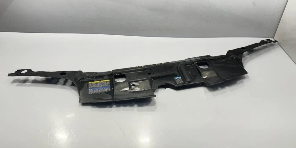 Panel de cubierta superior del radiador delantero Pontiac Sunfire 1999-2002 P/N 22680046 OEM Foto 1 de 4