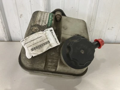 Depósito de dirección asistida Freightliner CASCADIA izquierda/conductor - usado Foto 1 de 4