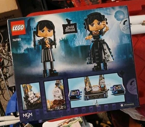 LEGO Wednesday: Wednesday Addams Figur (76780) Neu - Bild 1 von 12