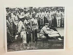 Póster impreso de la Segunda Guerra Mundial arte efímero Segunda Guerra Mundial de colección 10X8 Japón se rinde 1945 bahía de Tokio BC5 - Imagen 1 de 4