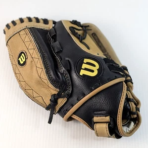 Wilson Monsta Web 11" Inch Right Handed Fast Pitch Catchers Softball Glove Mitt - Picture 1 of 6