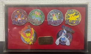 Pokemon 2000 year Millennium lapel Pin Badge Limited Pikachu Charizard vintage - Picture 1 of 10