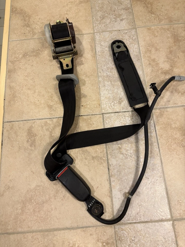 Honda Civic 1996-2000 cupé de 2 puertas conductor delantero/cinturón de seguridad izquierdo y hebilla OEM Foto 1 de 4