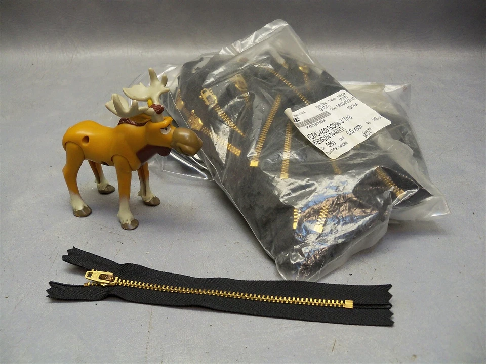 6" Zipper Black Closed End Golden Brass YKK YGRC-459 Lot of 97 - Image 1 of 4