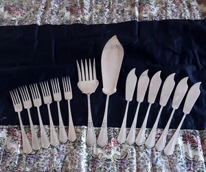 H102- 14 tlg. Jugendstil Fischbesteck aus Silber mit Vorlegern - Bild 1 von 11