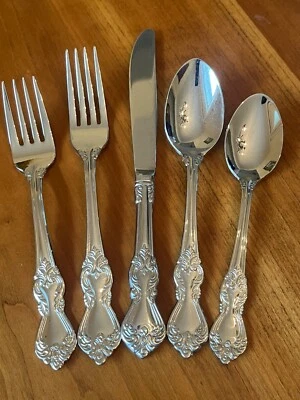 Reed & Barton MARLBOROUGH Heritage Mint  18/10 Stainless Flatware   - Choice - Image 1 of 3