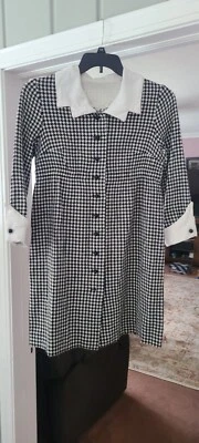 Vestido Vintage Años 60 Marian Sue Botón Completo Blanco y Negro Estampado Geométrico Foto 1 de 4