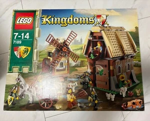 Lego Castle 7189 Mill Village Raid nuovo sigillato ritirato vintage set scatola mai aperta 1 - Foto 1 di 2