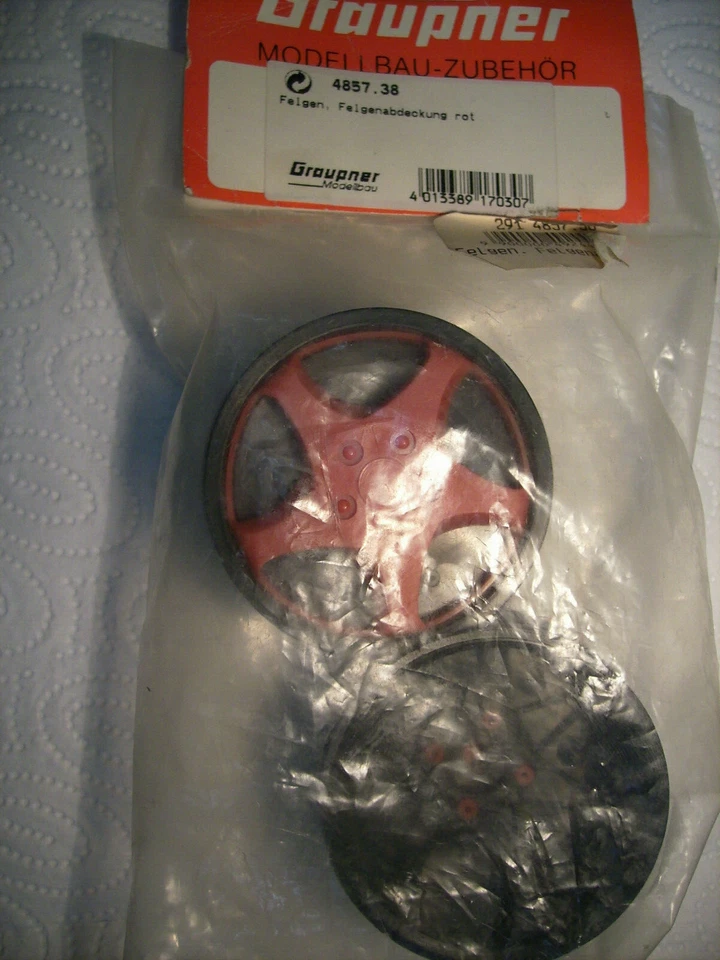 Graupner 4857.38 Felgen Abdeckung rot für Impuls-Serie - Bild 1 von 1