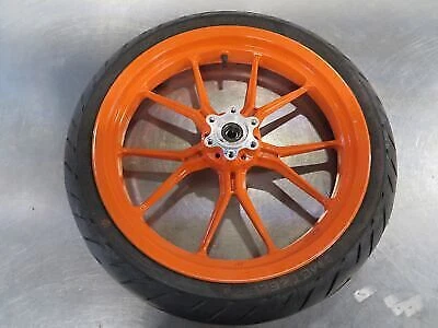 Llanta y neumático EB1187 2016 16 KTM DUKE 390 Foto 1 de 4