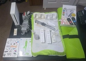 Nintendo Wii Plus Konsole Bundle mit Tonnen von Extras BESCHREIBUNG LESEN - Bild 1 von 4
