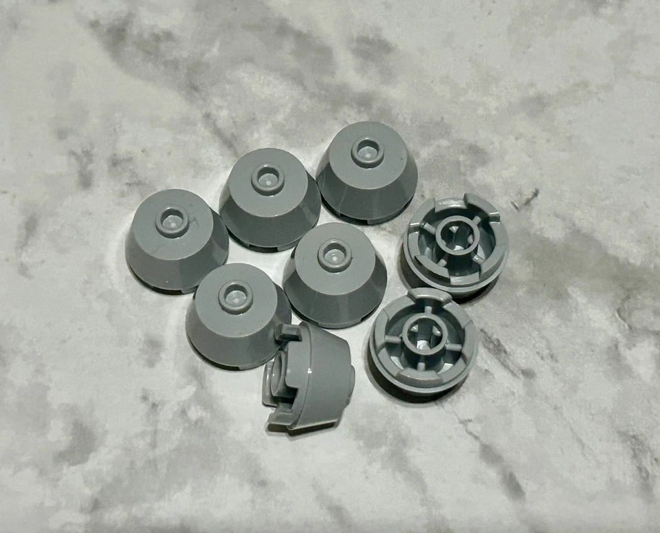 Lote de piezas LEGO x (8) Ct ~ Cono gris azulado claro 2 x 2 truncado ~ Nº# 98100 Foto 1 de 1