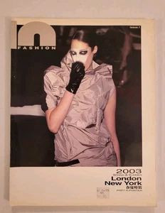 In Fashion 2003 Runway S/S  London New York Taiwan English  Rare COLLECTIONS - Bild 1 von 8