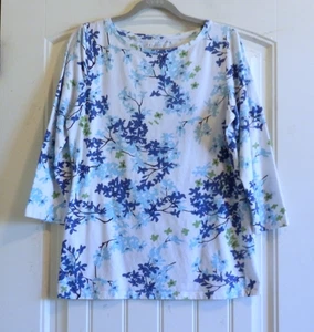 Talbots Super Soft Floral Blue & White Women's Top T-Shirt Blouse Tee SZ M - Picture 1 of 1