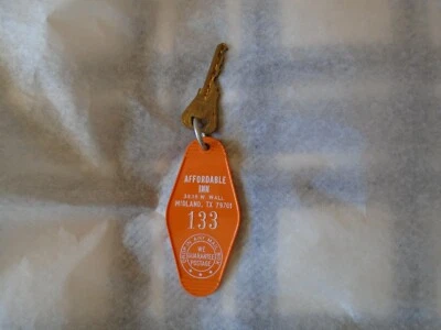 Llavero y llavero asequible Inn Hotel Midland Texas - cerrado - concesionario de automóviles Foto 1 de 2