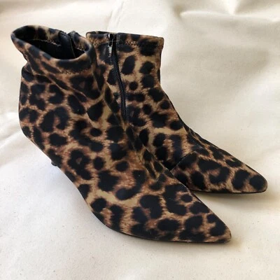 Betsey Johnson Verona Leopard Kitty Heel Bootie VG - Image 1 of 4