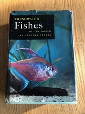 FRESHWATER FISHES OF THE WORLD by GUNTHER STERBA - STUDIO VISTA - H/B D/W - 1967