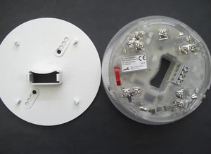 £18.00 inc vat Eaton Menvier MASB870 - Cooper CASBB384 - JSB Base Sounder Beacon - Picture 1 of 3