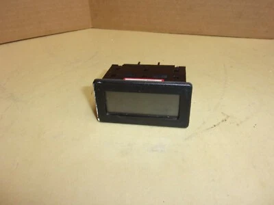 Voltímetro de CC Red Lion Controls, CUB4V020, usado Foto 1 de 4