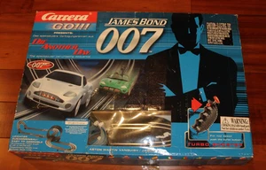 James Bond 007 Die Another Day Carrera Go Slot Car Racing Set - Excellent Cond. - Picture 1 of 7