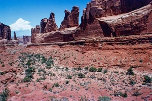 Kodachrome 35mm Color Slide Arches National Park Utah Red Rock Landscape - Picture 1 of 1