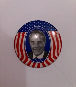 1996 Presidential Pin Bob Dole American Flag Background - Picture 1 of 1