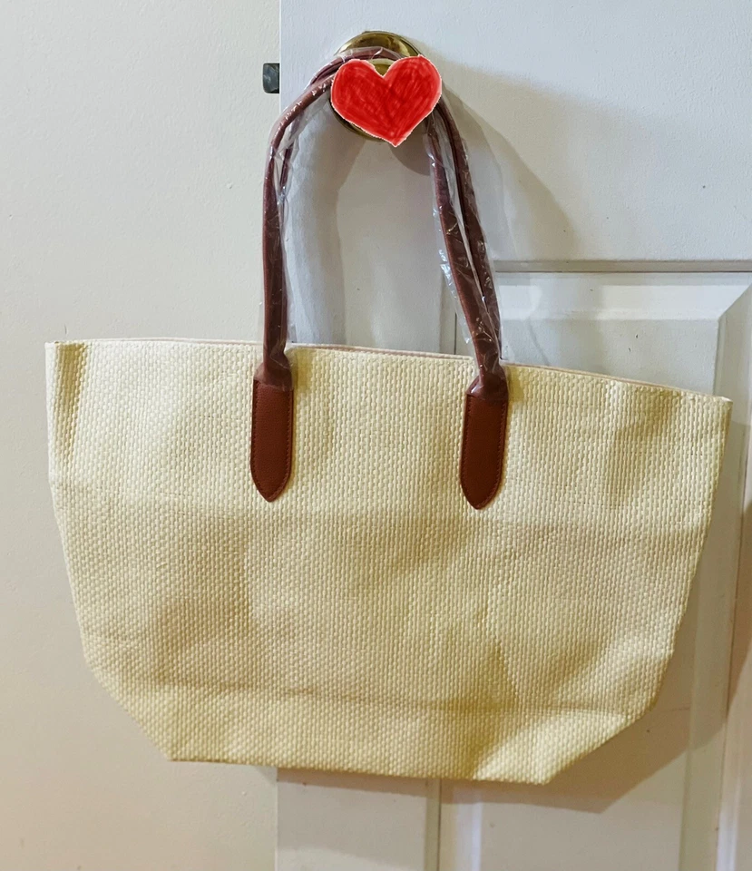 Bolso de Mano SAKS Fifth Avenue Paja Ratán GWP Belleza 2022 Foto 1 de 3