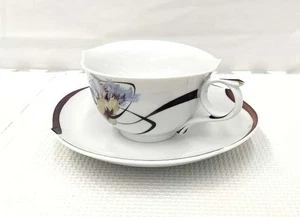 Meissen Jugent Poppy Teacup Saucer - Picture 1 of 11