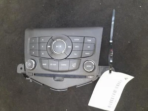 HOLDEN CRUZE STEREO/HEAD UNIT DASH RADIO CONTROL PANEL/CONTROL UNIT, NON SAT NAV - Picture 1 of 3