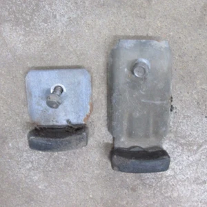 78 79 80 81 82 83 84 85 86 87 EL CAMINO GMC CABALLERO WINDSHIELD LOWER STOPS SET - Picture 1 of 1