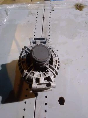 Alternador AUDI A5 2010 2011 2012 Foto 1 de 3