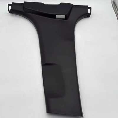 HYUNDAI TUCSON 2025 OEM LADO DERECHO B PILAR PANEL DE AJUSTE INFERIOR 84835-CW500NNB Foto 1 de 4