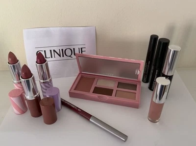 NUEVO Lote Clinique Paleta de Ojos y Mejillas, Beige Pop, Love Pop, Lápices Labiales Bare Pop ++ Foto 1 de 4