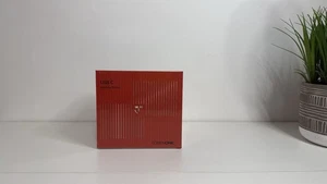 TobenONE Docking Station 3 Monitors Docking Station w/Single 8K USB-C Video 100W - Picture 1 of 3