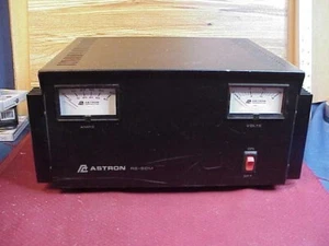 Astron RS-50M. 13.8VDC 50 Amp Power Supply WORKS GREAT LOT #1 - Zdjęcie 1 z 3