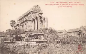 Cambogia - IVA ANGKOR - Piccolo Tempio - Publ. P. Dieulefils 1753 - Foto 1 di 2