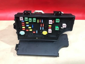 2007 07 Compass Patriot Fuse Relay Box Integrated Power Module TIPM P04692207AE - Picture 1 of 6