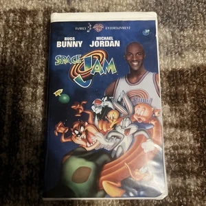 Space Jam (VHS) Buy 2 Get 1 Free - Picture 1 of 3