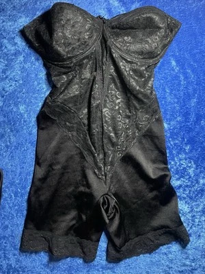 Vintage Vanity Fair 34dd Body Briefer Girdle Shapewear Black Nylon  - Image 1 of 4