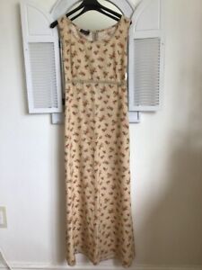Dress By Liz Claiborne. Vintage 1960’s.cotton. Bust 38” Length 55”.