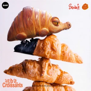 SENZII x O1C ZOO Crocodile Croissant Painted Model Animal Art Toy New In Stock - Picture 1 of 3