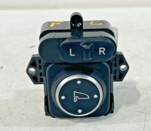 2018 - 2022 HONDA ACCORD FRONT LEFT DRIVER DOOR MIRROR ADJUSTMENT SWITCH # 93166 - Picture 1 of 7