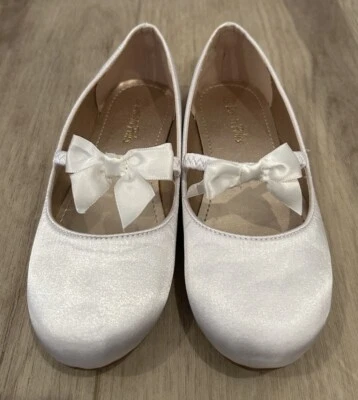 NIB Dream Pairs Girl’s Ballet Flats, White Satin, Style: Sofia-22, Size 13 - Image 1 of 4