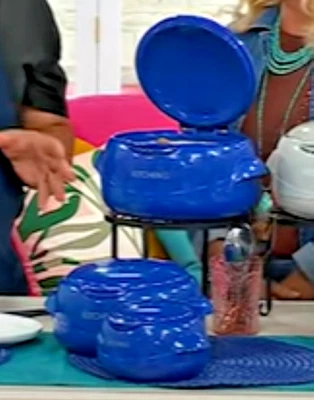 Kitchen HQ Blue 3 Pack Thermal Microwaveable Insulated Bowls with 1 Touch Lid - Image 1 of 4