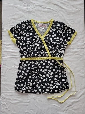 Koi Scrubs Women’s Size XS  black/white/yellow  Scrub Top 100% Cotton - Image 1 of 4