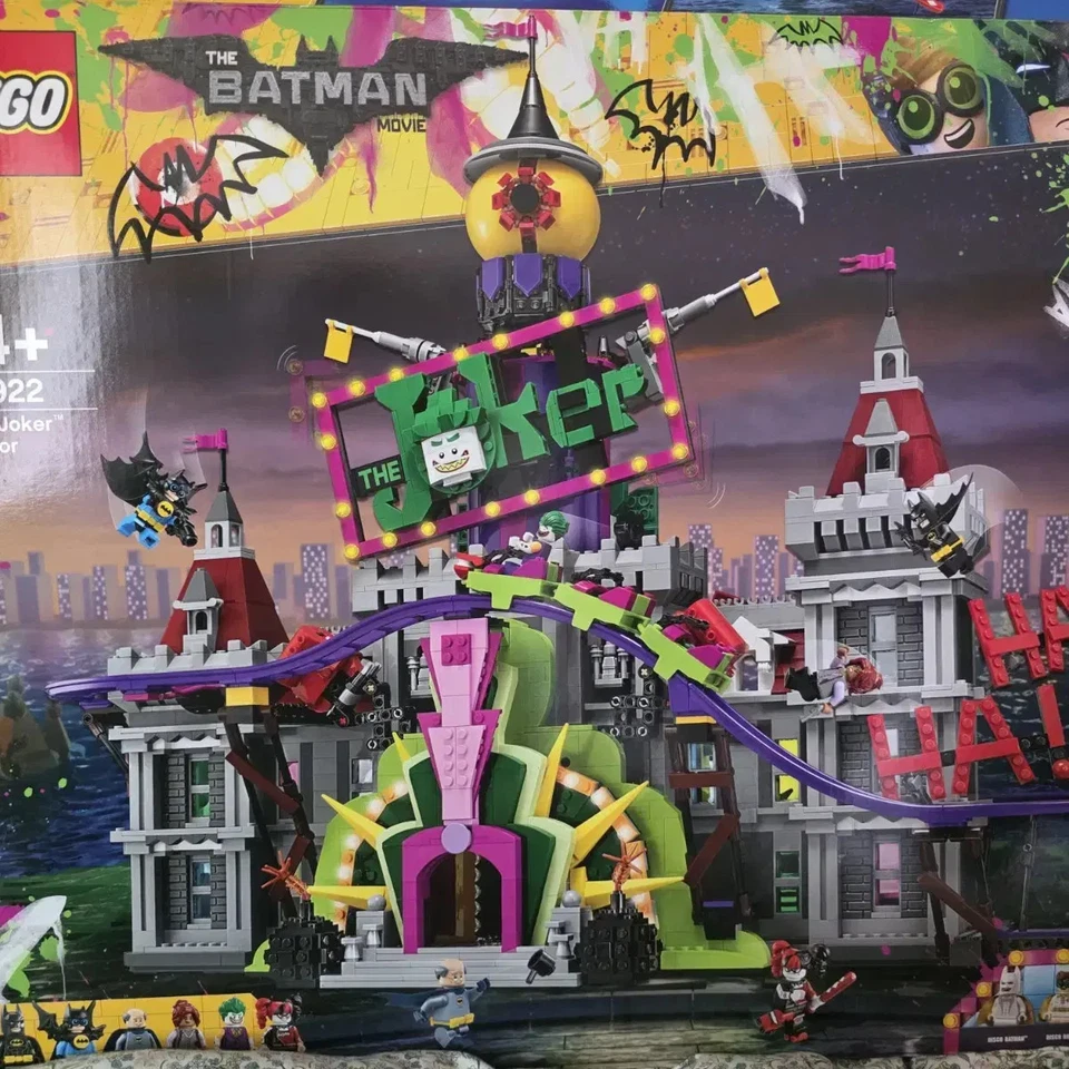LEGO 70922 The Joker's Mansion Batman Película Foto 1 de 1